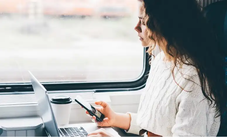 電車・新幹線の移動時にも